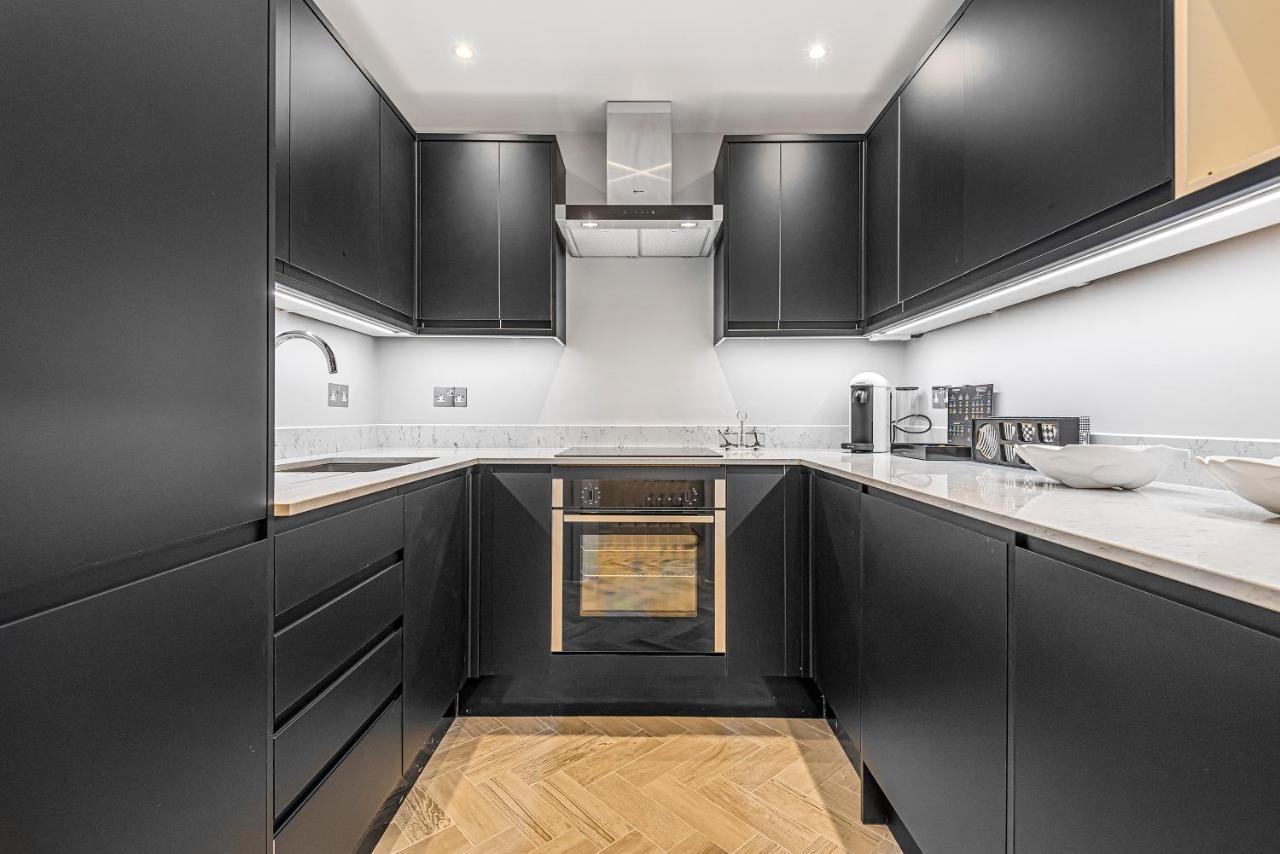 Luxury Living In Knightsbridge Private Balcony View Of Harrods, 2Br2Ba With Ac לונדון מראה חיצוני תמונה